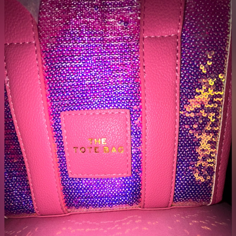 Cute small pink glitter sequin tote bag. - Picture 7 of 7